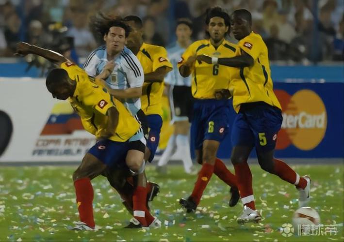 世预赛-阿根廷2-2哥伦比亚